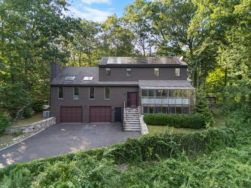 Waterfront single family home for sale located at 340 Morehouse Road, Easton, CT 06612