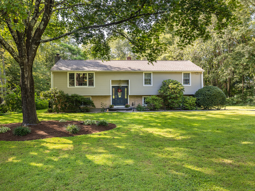  single family home for sale located at 9 Skidmore Lane, Newtown, CT 06482