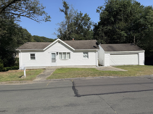  single family home for sale located at 38 Ojibwa Road, Shelton, CT 06484