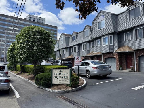  townhouse condo for sale located at 44 Pleasant Street, 21, Stamford, CT 06810