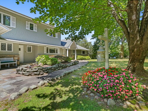  multi family home for sale located at 132 Merrimac Drive, Trumbull, CT 06611