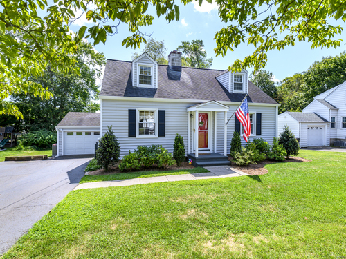  single family home sold located at 118 Gaymoor Drive, Stamford, CT 06907