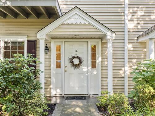  townhouse condo sold located at 160 Glenbrook Road, 6c, Stamford, CT 06902
