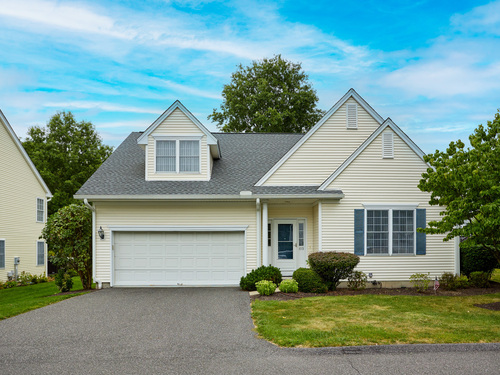  condo home for sale located at 103 Logging Trail Road, Danbury, CT 06811