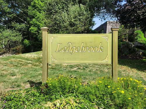 Waterfront condo home sold located at 34 Ledgebrook Drive, 34, Norwalk, CT 06854