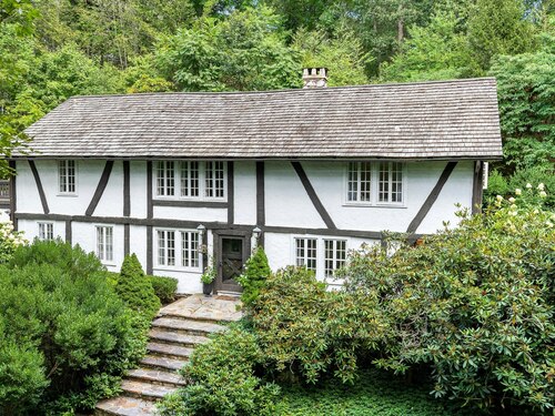  single family home for sale located at 736 Old Stamford Road, New Canaan, CT 06840