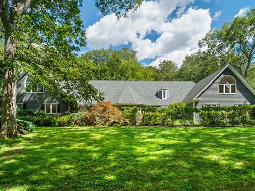  single family home for sale located at 212 Fence Row Drive, Fairfield, CT 06824