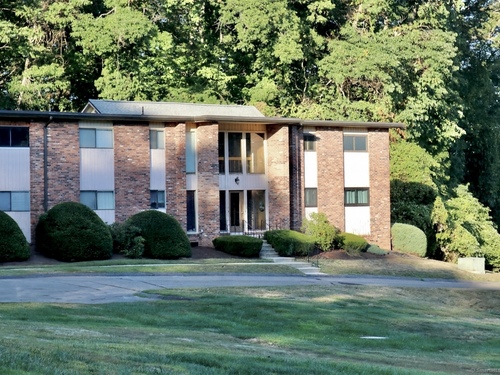  condo home sold located at 3 Murphys Lane, 12, Shelton, CT 06484