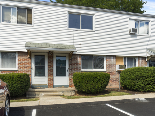  townhouse condo sold located at 43 Linron Drive, Danbury, CT 06810
