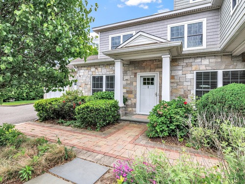  townhouse condo for sale located at 2180 Kings Highway, 1, Fairfield, CT 06824