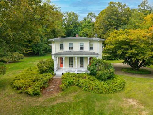 Antique single family home for sale located at 1301 Monroe Turnpike, Monroe, CT 06468