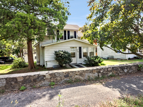  multi family home sold located at 32 Bartlett Avenue, Norwalk, CT 06850