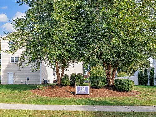  townhouse condo for sale located at 164 Hamilton Avenue, 4, Stratford, CT 06615