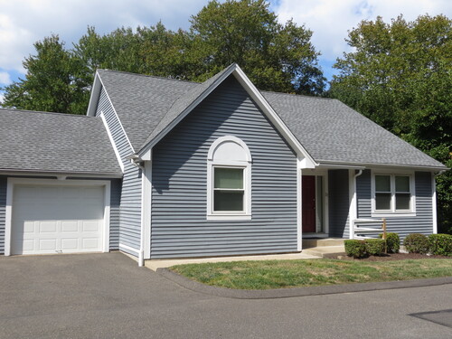  townhouse condo for sale located at 27 Meadow Lake Drive, 27, Shelton, CT 06484