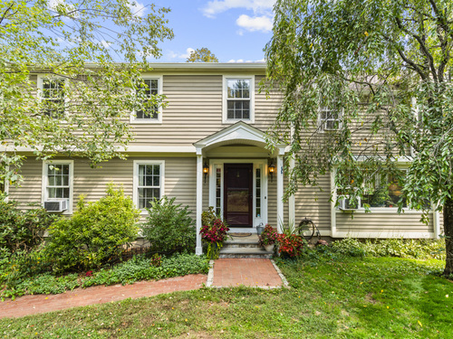  single family home for sale located at 6 Old Green Road, Newtown, CT 06482