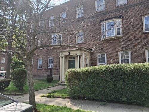  co-op home for sale located at 591 Wilmot Street, 3, Bridgeport, CT 06607