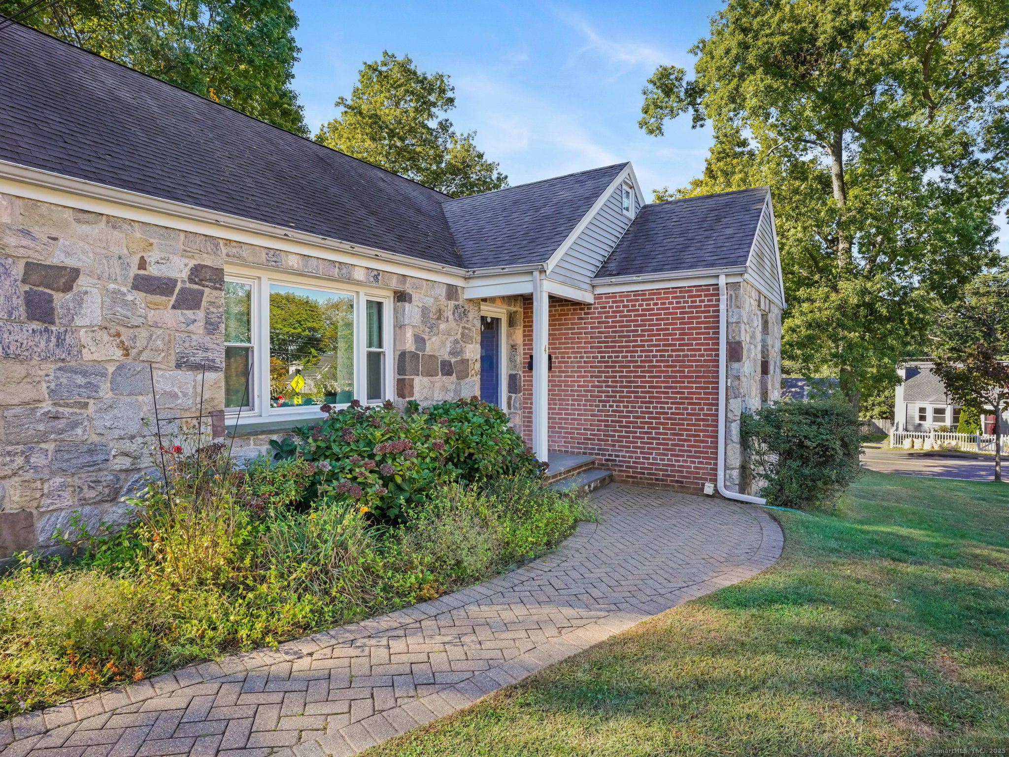 4 Senga Road, Norwalk, CT 06854 | For Sale at $585,000