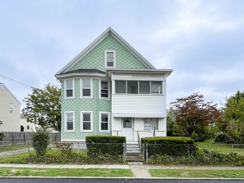  multi family home for sale located at 32 Franklin Avenue, Stratford, CT 06614