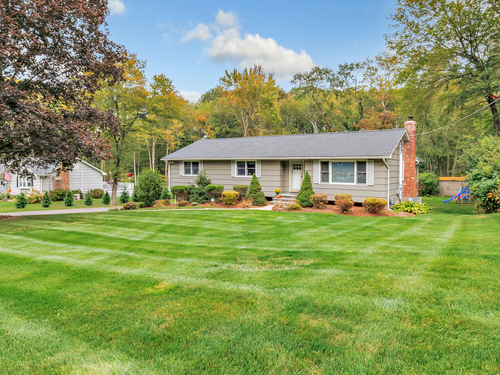  single family home for sale located at 118 Greenbrier Road, Trumbull, CT 06611