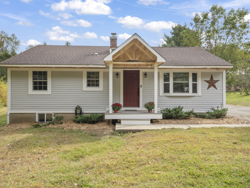  single family home for sale located at 19 Castle Meadow Road, Newtown, CT 06470