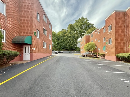  condo home for sale located at 18 Prospect Avenue, apt c15, Norwalk, CT 06850