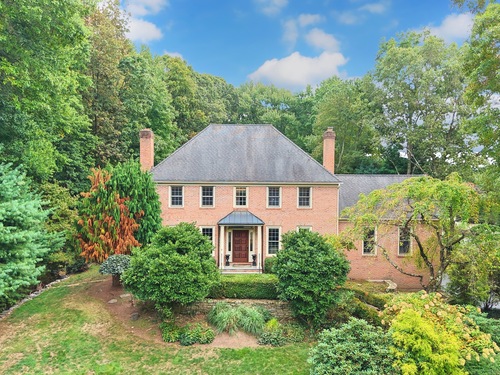  single family home for sale located at 254 Sherwood Farm Road, Fairfield, CT 06824