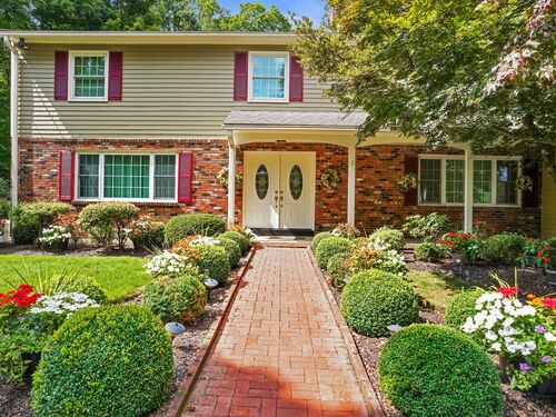  single family home for sale located at 35 Red Barn Road, Trumbull, CT 06611