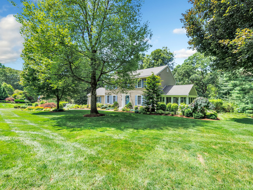  single family home for sale located at 23 Finchwood Drive, Trumbull, CT 06611