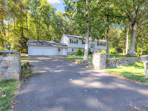  single family home sold located at 6 Byron Place, Shelton, CT 06484