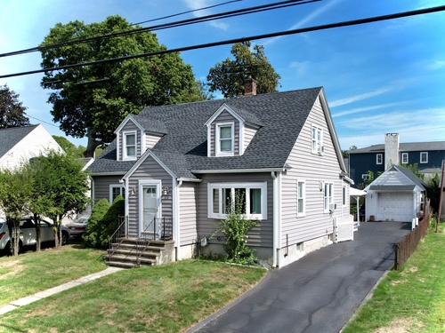  single family home for sale located at 424 Light Street, Stratford, CT 06614