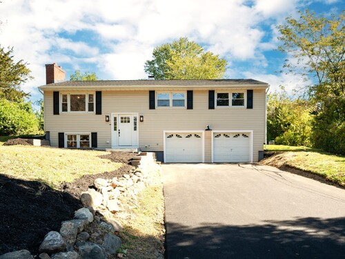  single family home for sale located at 59 Barnum Road, New Fairfield, CT 06812