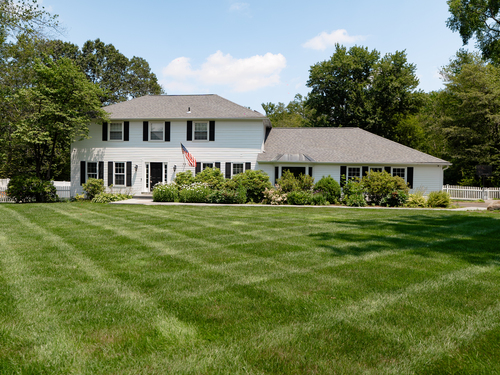  single family home for sale located at 4 Old Woods Road, Brookfield, CT 06804