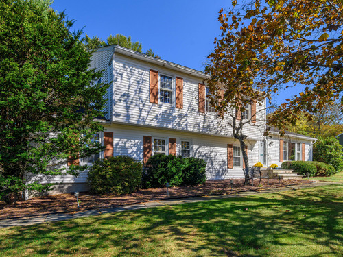  single family home for sale located at 4 Winthrop Road, Bethel, CT 06801