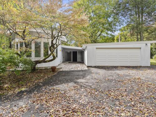  single family home for sale located at 999 Monroe Turnpike, Monroe, CT 06468