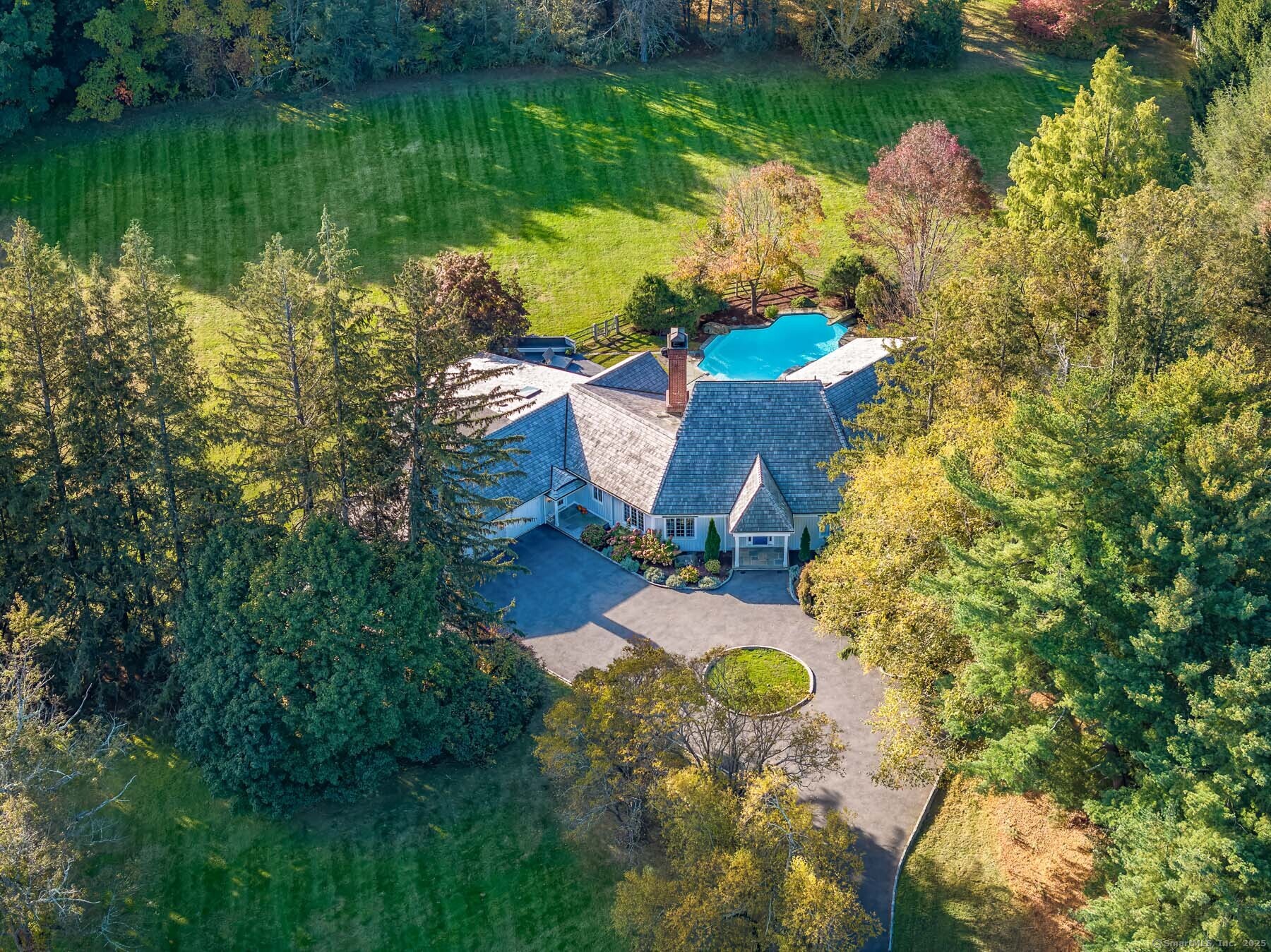 6 Reynwood Manor, Greenwich, CT 06831 | For Sale at $4,350,000