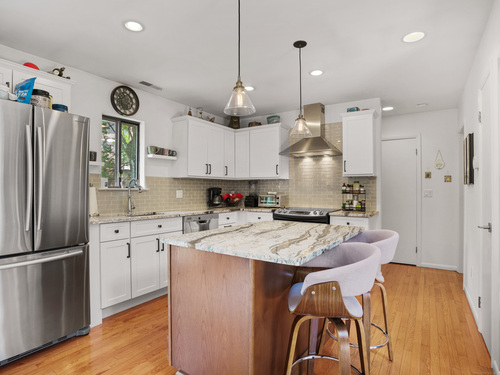  condo home for sale located at 2437 Bedford Street, c13, Stamford, CT 06905