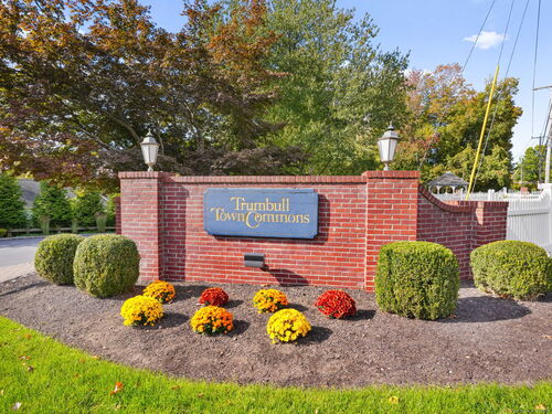 condo home for sale located at 267 Mayfield Drive, 267, Trumbull, CT 06611