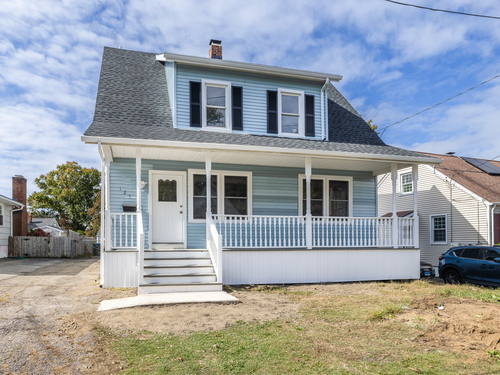  single family home for sale located at 123 Klondike Street, Stratford, CT 06614