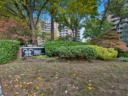  condo home for sale located at 91 Strawberry Hill Avenue, apt 1128, Stamford, CT 06902