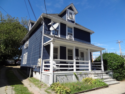  multi family home for sale located at 39 Jetland Place, Bridgeport, CT 06605