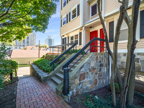  townhouse condo for sale located at 109 Highland Road, 109, Stamford, CT 06902