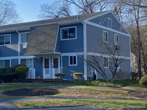  condo home for sale located at 6 Rose Lane, 1-9, Danbury, CT 06810