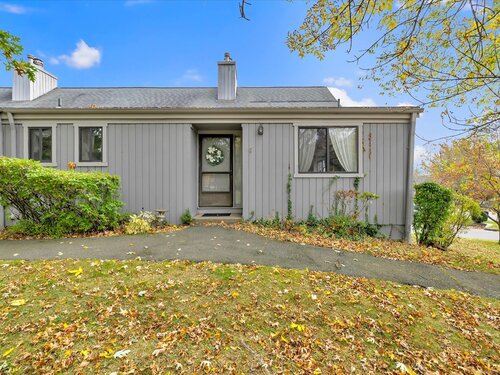  condo home for sale located at 50 Cedar Bark Lane, a, Stratford, CT 06614