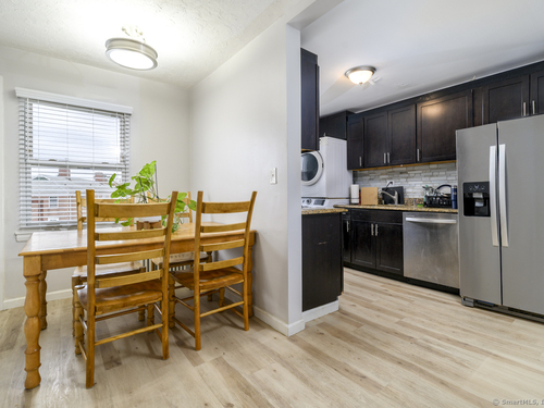  condo home for sale located at 1046 East Main Street, apt 4, Stamford, CT 06902