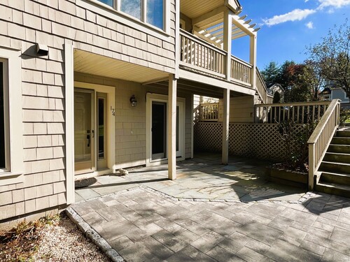  condo home for sale located at 12 Boulevard Drive, 32-174, Danbury, CT 06810