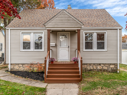  single family home for sale located at 539 Old Town Road, Bridgeport, CT 06606