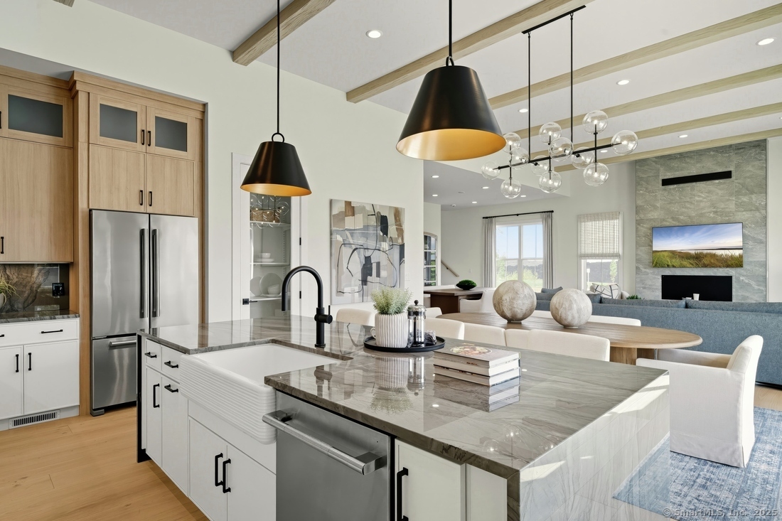 2 Foxwood Drive, lot #61, Danbury, CT 06810 | For Sale at $1,055,000