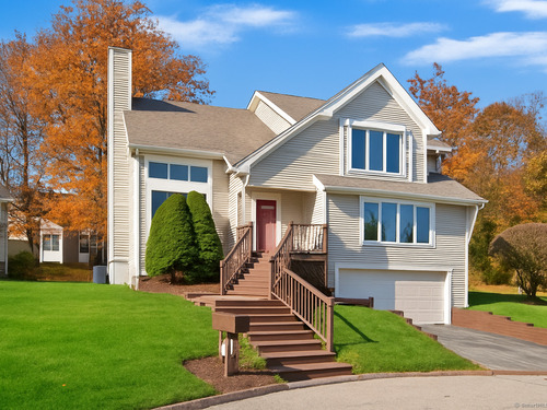  condo home for sale located at 16 Scenic Hill Road, 16, Shelton, CT 06484