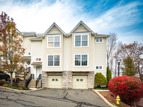  townhouse condo for sale located at 32 Crows Nest Lane, 23, Danbury, CT 06810