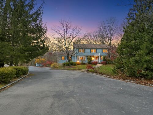  single family home for sale located at 8 Messex Lane, Weston, CT 06883